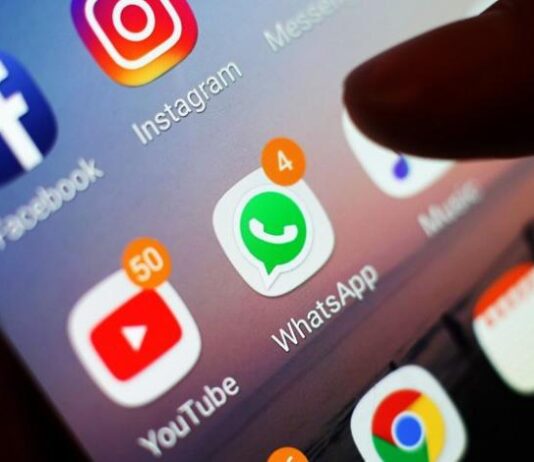 Greece: Government Moves Toward Social Media Ban for Under-15s SOCIAL MEDIA