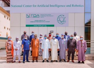 NITDA Establishes ICT Hubs in Nigerian Universities across Geopolitical Zones Director General, NITDA, Mal. Kashifu Inuwa Abdullah with Vice Chancellor, Federal University Minna and management of both organizations during a courtesy visit to National Centre for Artificial intelligence and Robotics, NCAIR, Wuye, Abuja