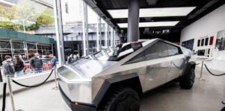 Elon Musk: Tesla to Build Robotaxi Vehicle in ‘futuristic-look’