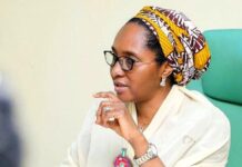 Finance Minister insists on 5% Telecom Tax Minister for finance and budget planning, Ahmed Zainab