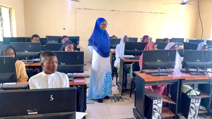 Photograph of Digital coding Class for public schools