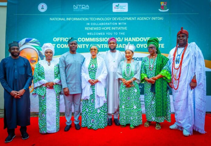 From L-R Kashifu Inuwa CCIE, DG, NITDA; Wife of Oyo State Governor Engr (Mrs) Tamunominini Makinde; Oyo State Governor, Engr. Oluseyi Makinde; Sen. Oluremi Tinubu, First Lady Federal Republic of Nigeria; Dr Bosun Tijani, HM, Communications, Innovation and Digital Economy; former Minister of Trade, Chief (Mrs) Onikepo Akande and Ooni of Ife, Oba Adeyeye Enitan Ogunwusi.