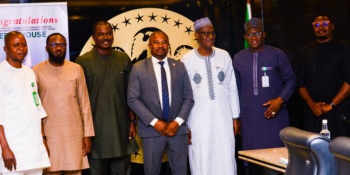 Housing-Ministry-Launches-Portal-to-Track-Report-Fraudulent-Practices-in-Real-Estate-Sector-750x375