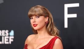 Taylor Swift Fans Divided Over Possible AI Use in Album Scavenger Hunt